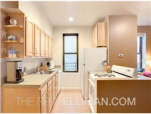 Sold by Douglas Elliman | media 12