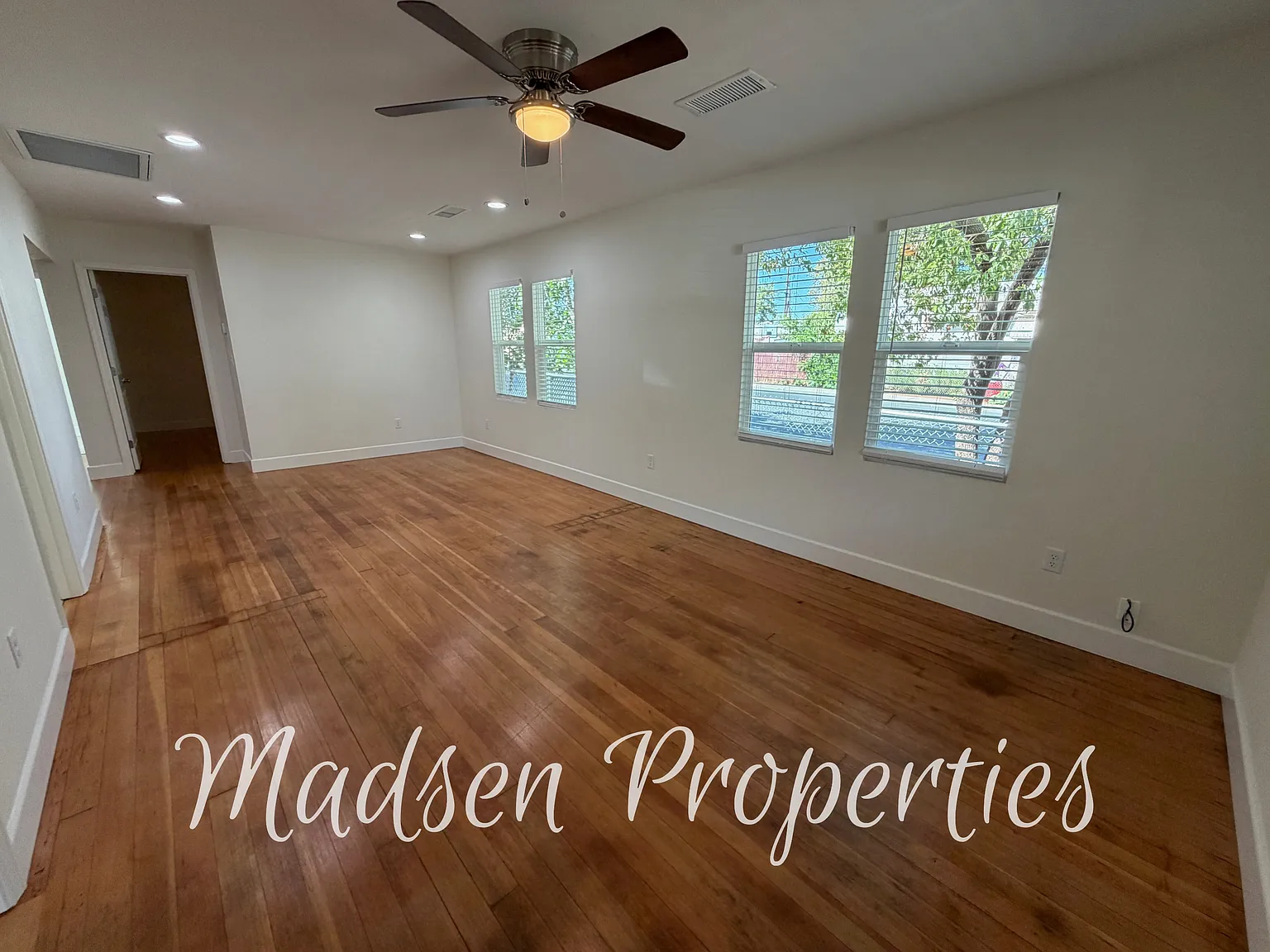 2718 Brown Avenue - 1 — Photo 3