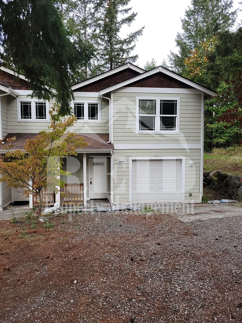 10309 Frontier Pl NW — Photo 3