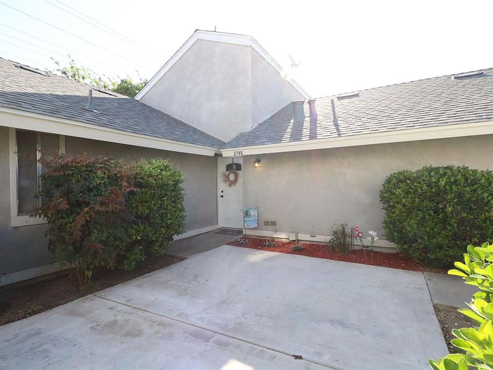 1st image of 2748 W Caldwell Ave