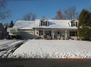 2259 7th St N, North Saint Paul, MN 55109