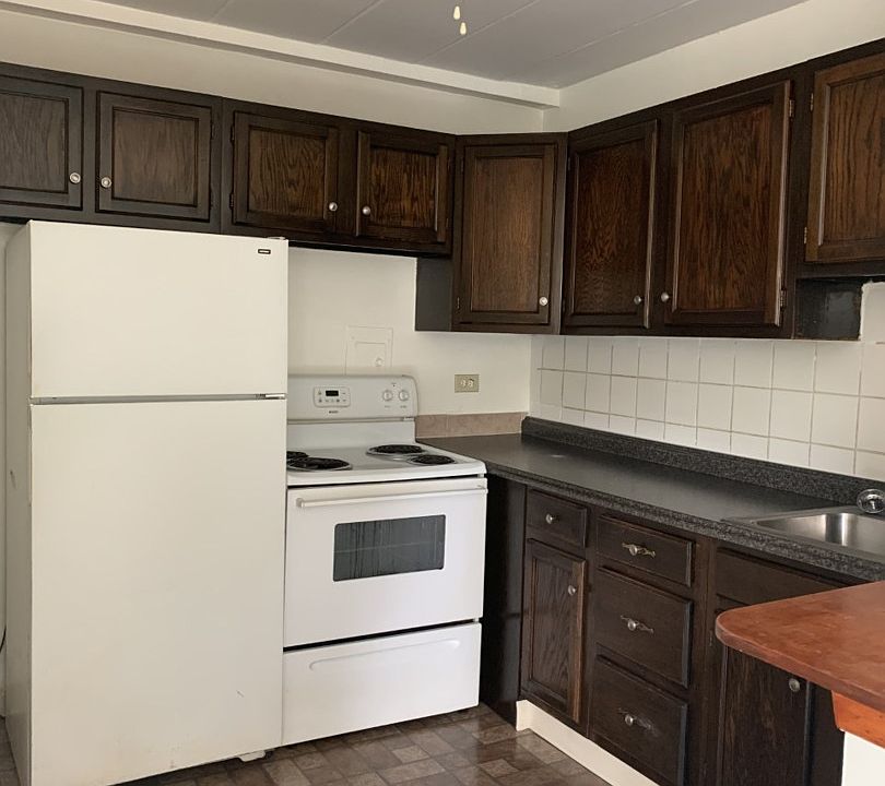 1st image of 6161 N Hoyne Ave APT 410