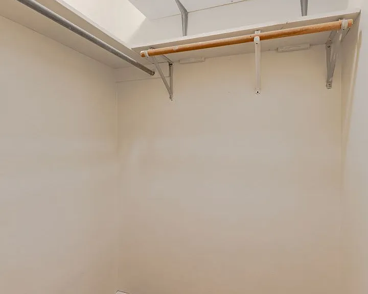 3508 Colfax Ave S — Photo 10