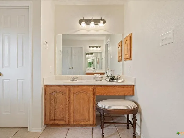 701 Prospector Trl — Photo 27