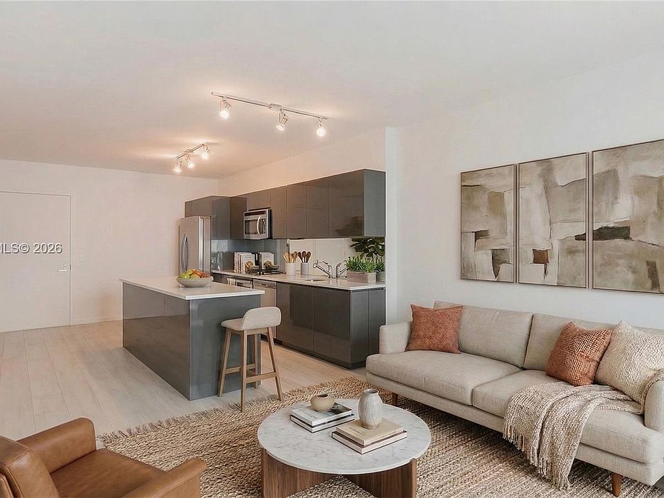 1st image of 31 SE 6th St APT 1906