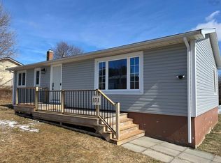 171 Centennial Ave, Lunenburg, NS B0J 2C0