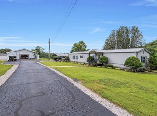 190 Carmack Dr, Lexington, TN 38351