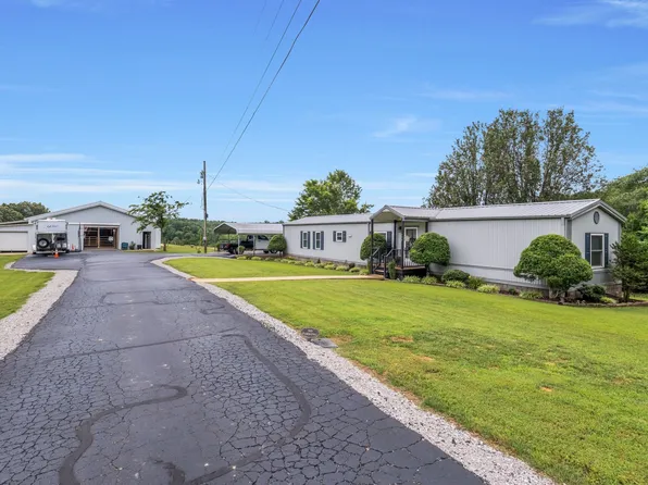 190 Carmack Dr, Lexington, TN 38351