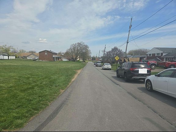 5th image of 2704 Russell Dr