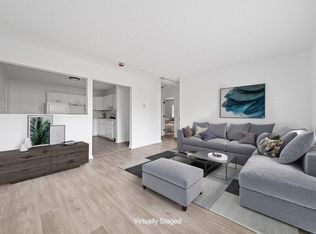 14 Pierce St APT 4, Foxboro, MA 02035