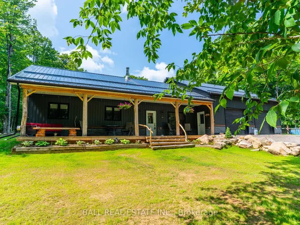 2430 Hadlington Rd, Highlands East, ON K0L 2Y0