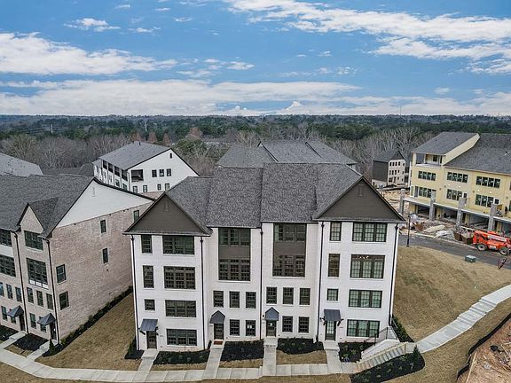 Aria - Donato 1 Interior Image 3