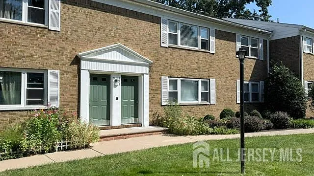 30 Judson St #2A