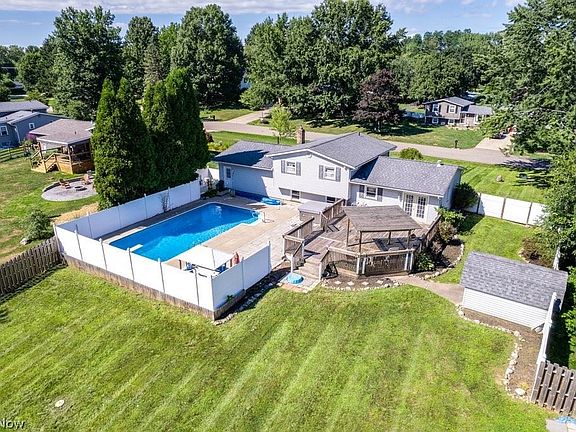 5th image of 1700 Poppy Dr NW