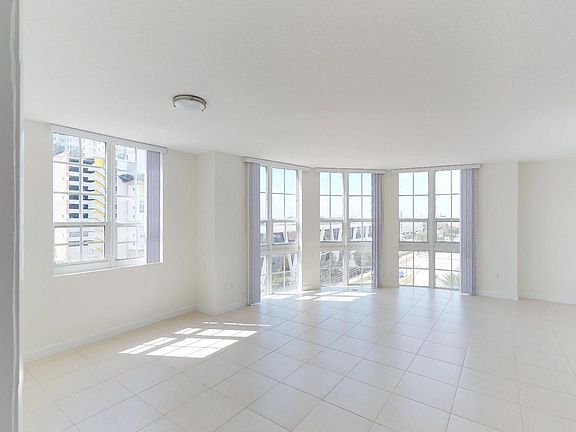 2nd image of 415 Evernia St #623