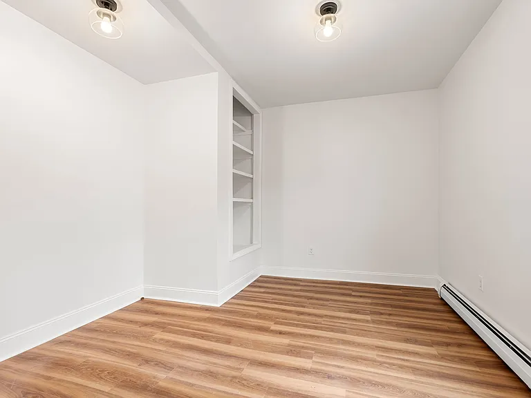39 Reserve St #37 — Photo 10
