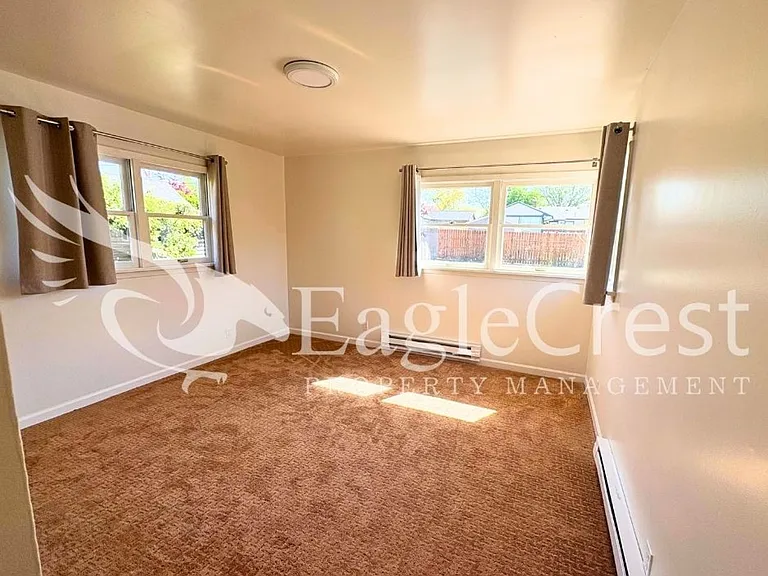 1339 Modoc St — Photo 35