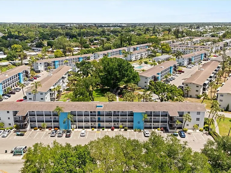 2425 Flamingo Blvd #K28 — Photo 23