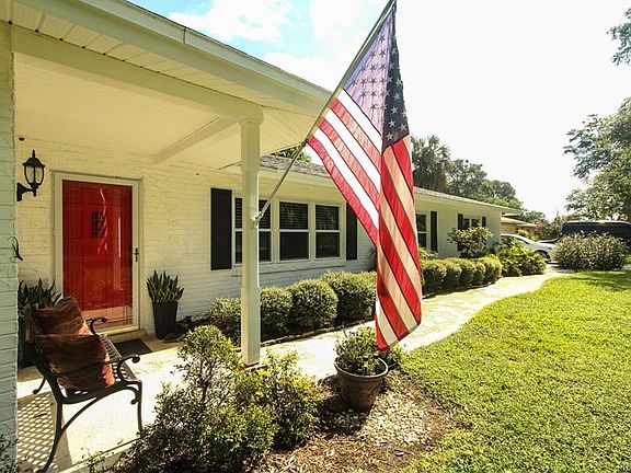 4th image of 707 Tangerine Ct