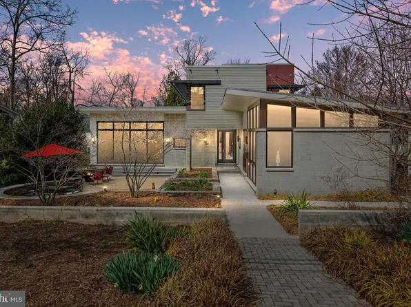 309 N Virginia Ave, Falls Church, VA 22046