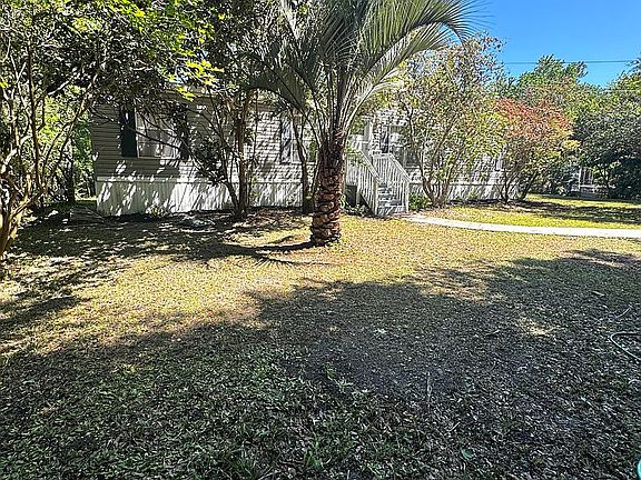 2nd image of 8865 Garden St