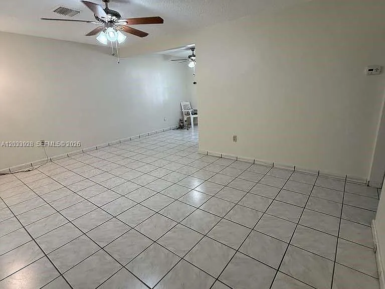 1140 SW 9th St #2 — Photo 21