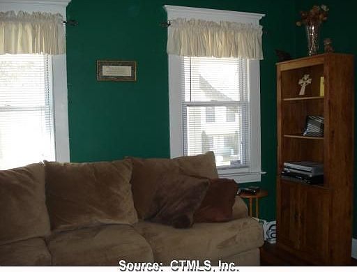 2nd image of 38 Barbara St