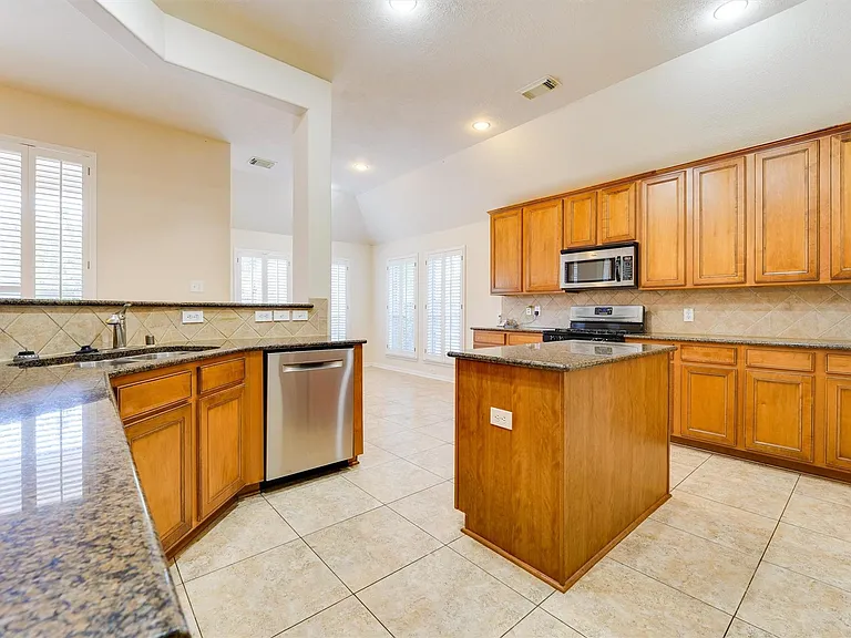 26619 Summerbend Hollow Ln — Photo 17