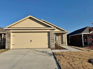 14133 Inglebert St, Pilot Point, TX 76258