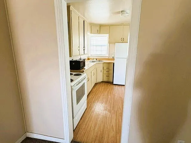 604 N Gillis St — Photo 14