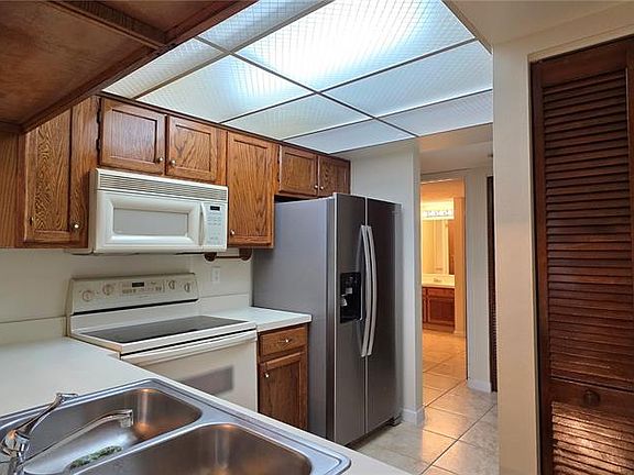 5th image of 630 Cranes Way APT 203