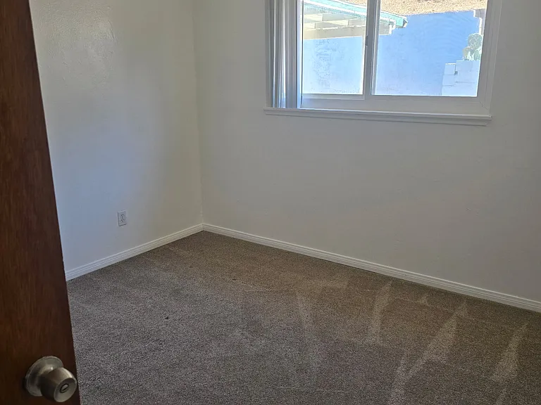 11039 Larkridge St — Photo 3