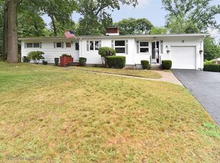37 Cushing Rd, Warwick, RI 02888