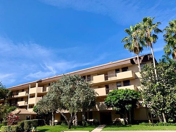 3rd image of 2659 Carambola Cir N APT 303A