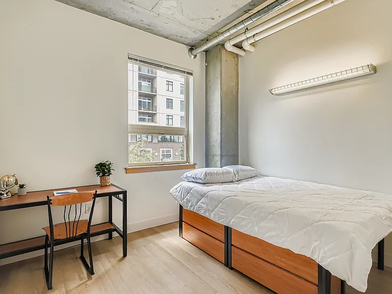 University Lofts — Photo 18