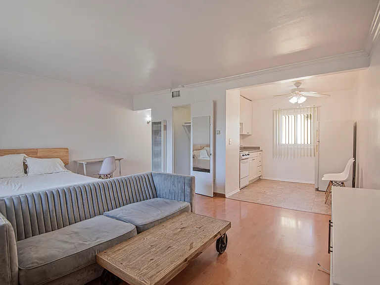 5843 W 88th St — Photo 30