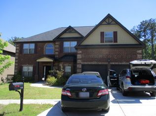 8038 Stillmist Dr, Fairburn, GA 30213