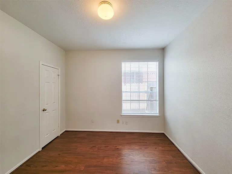 17403 Canyon Knoll Dr — Photo 21