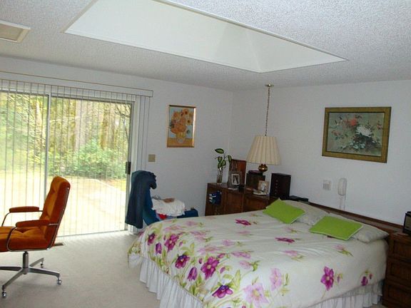 5th image of 6720 Westhill Dr SW
