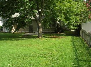 230 E Park St, Cary, NC 27511