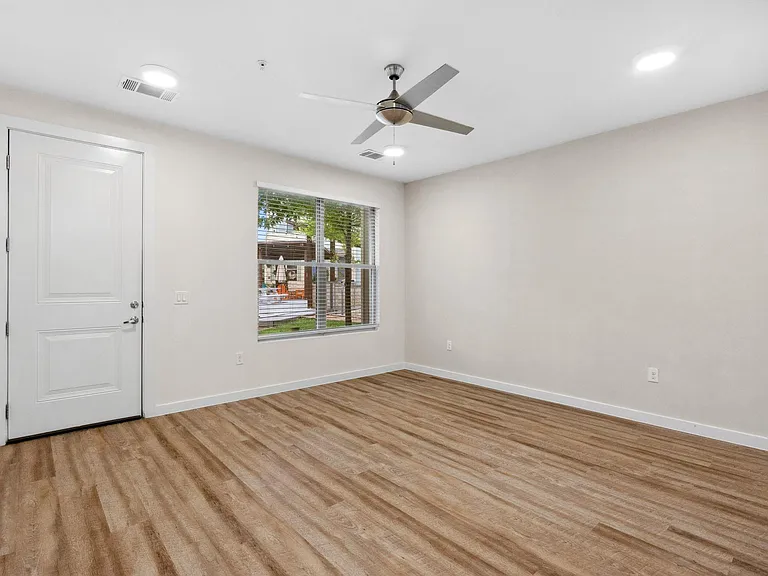 7805 Cooper Ln #606 — Photo 13