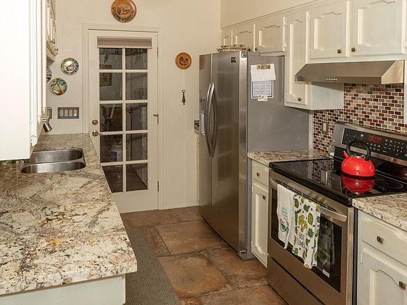 3rd image of 7965 E Sabino Sunrise Cir