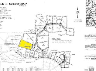 29 Magic Valley Dr, Camden, TN 38320