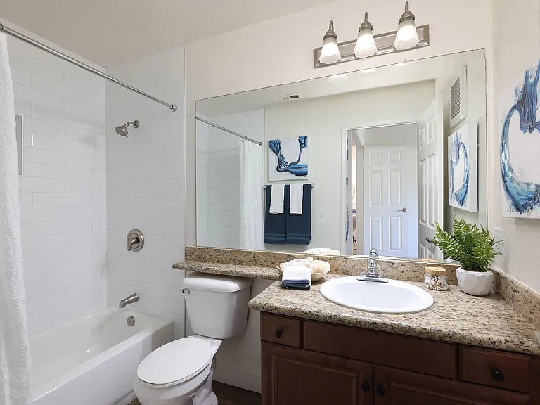 Shadowridge Park Apartments — Photo 38