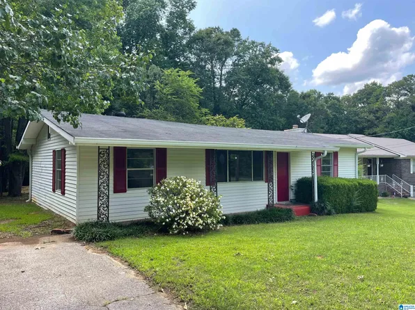 2858 Valley View Cir, Adamsville, AL 35005