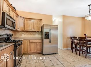559 Miller Ave, Brooklyn, NY 11207