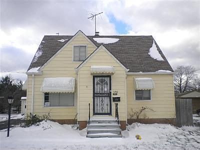 2nd image of 1480 E 222nd St
