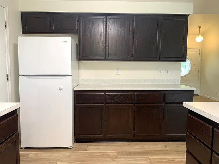 2424 Melrose Loop — Photo 12