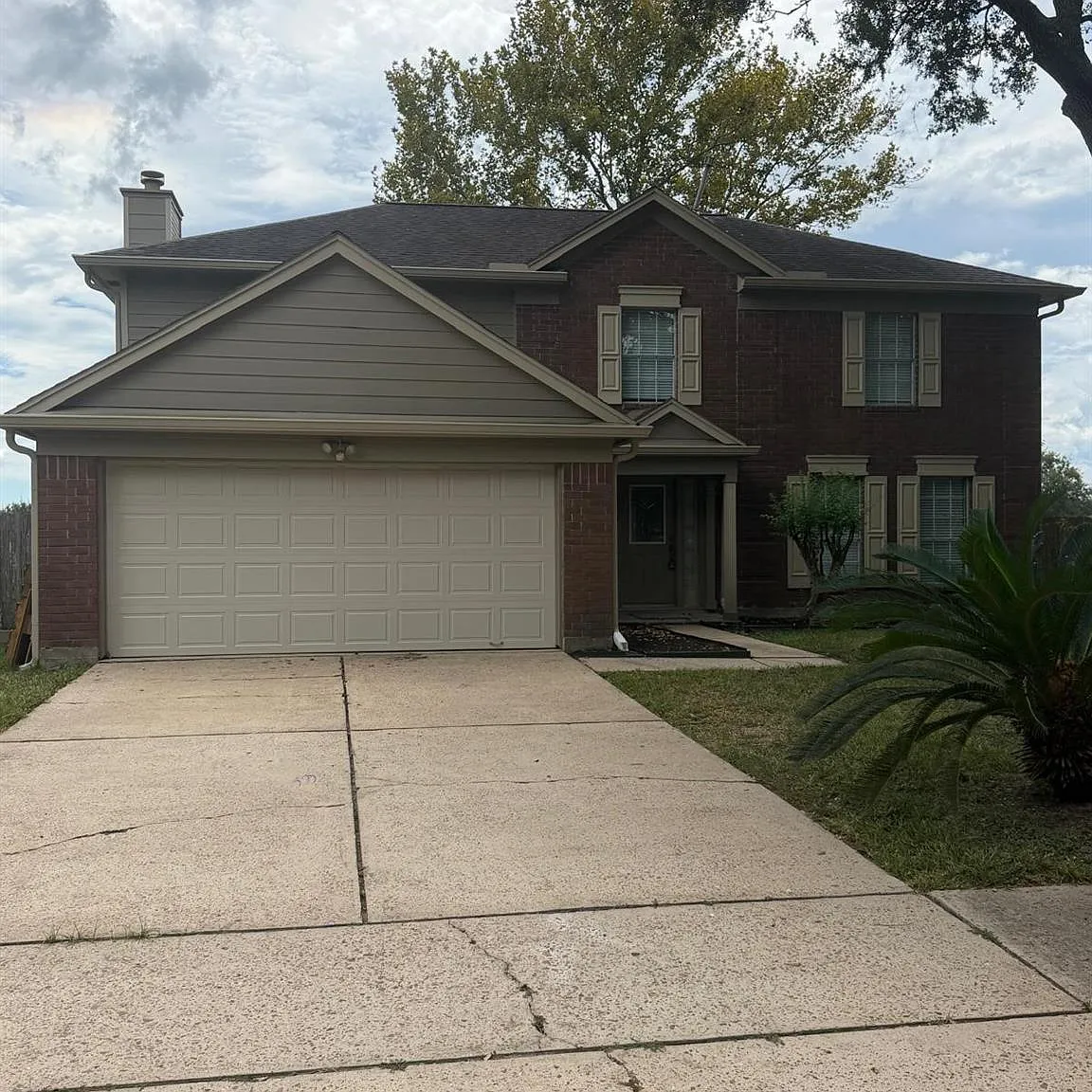 4 bed, 2.5 bath, 2256 sqft, $2,650 — Photo 1