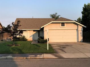 319 Burns Creek Ct, Waterford, CA 95386